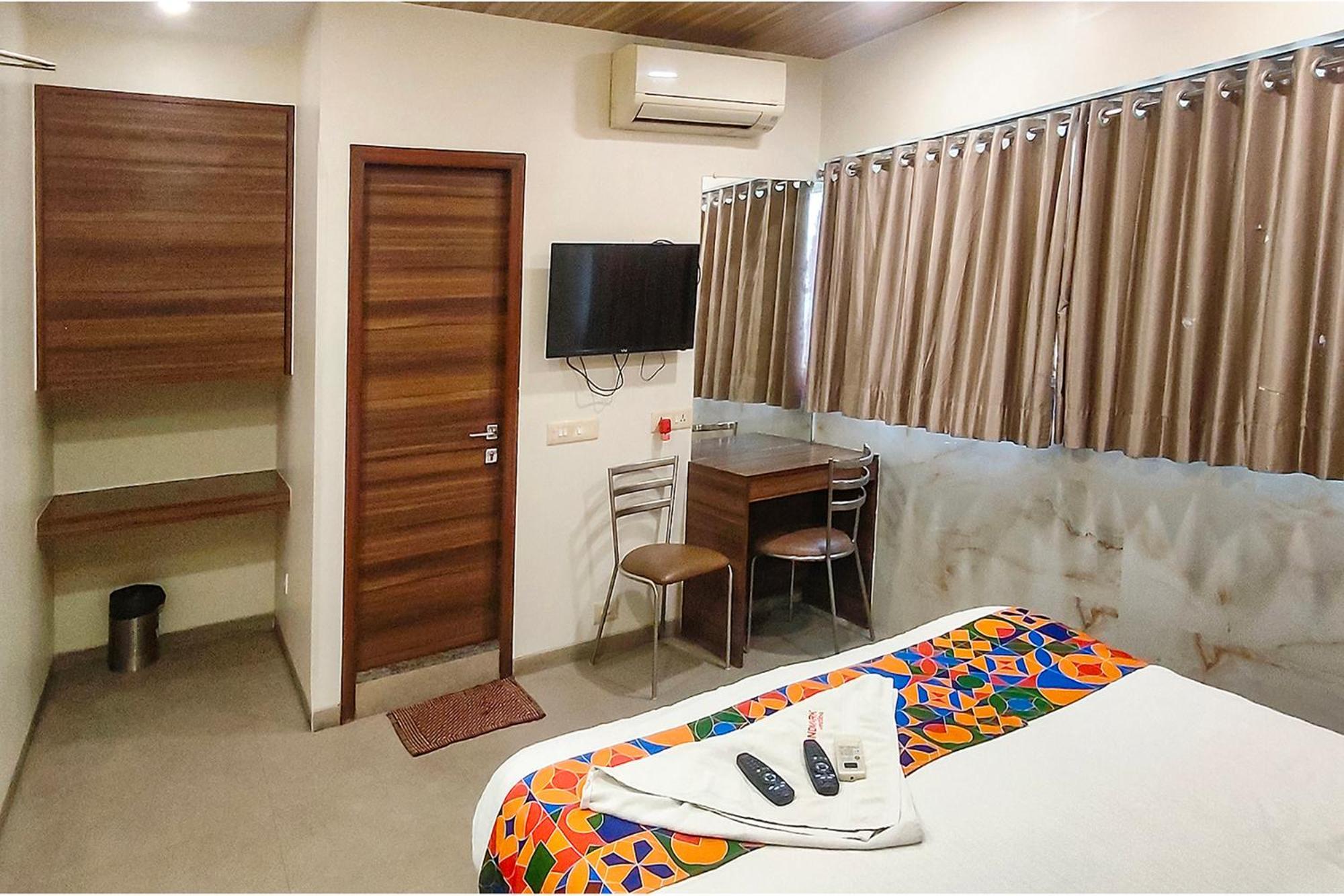 Fabhotel Landmark Residency - Nr Midc Turbhe Turambhe Экстерьер фото